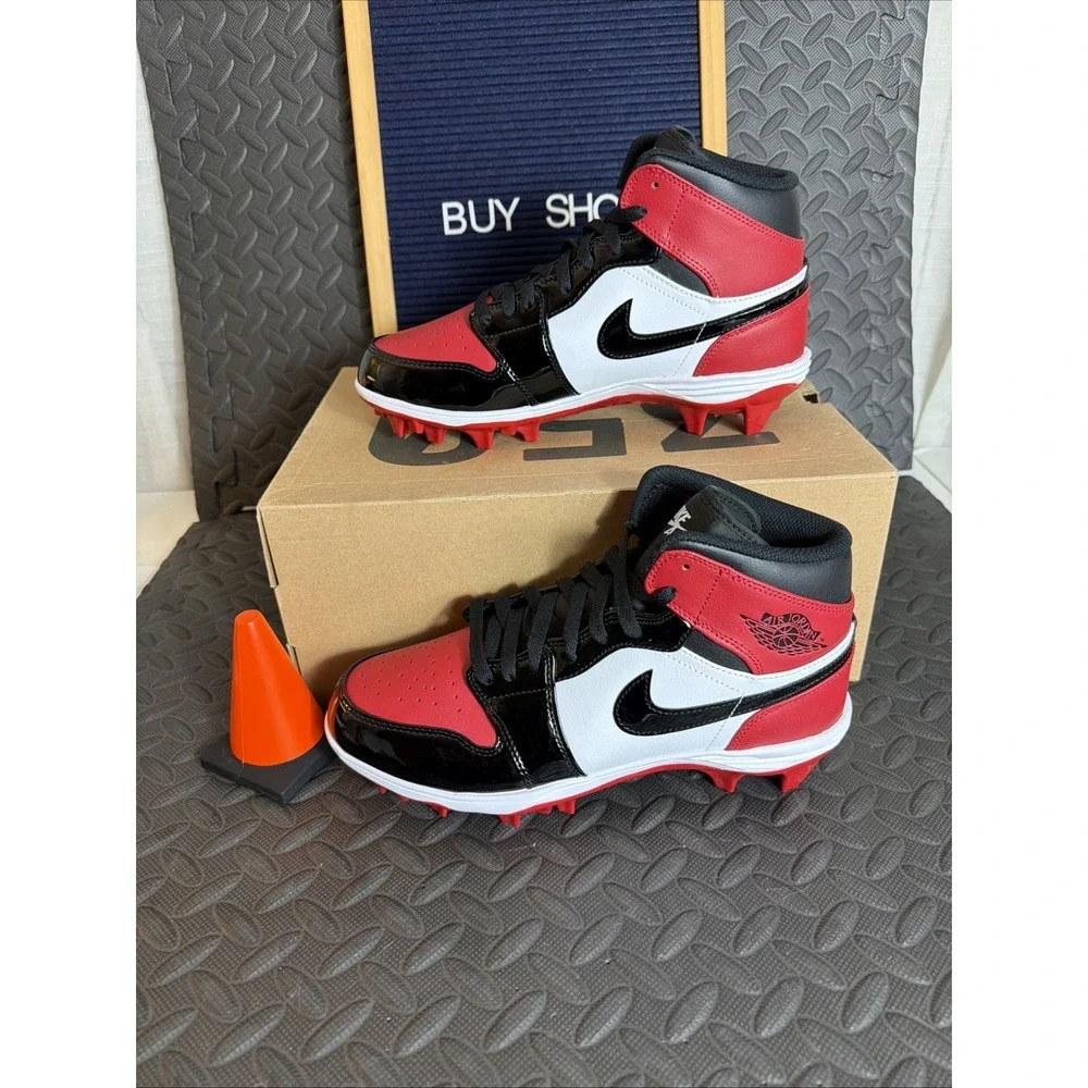 Nike Air Jordan 1 Mid TD White Black‎ Red Football Cleats FJ6805-106 Mens Size 9
